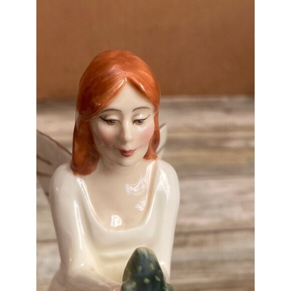 Royal Doulton Fairy Spell HN2979 Enchantment Collection Figurine 1983 by Adrian - Picture 9 of 9